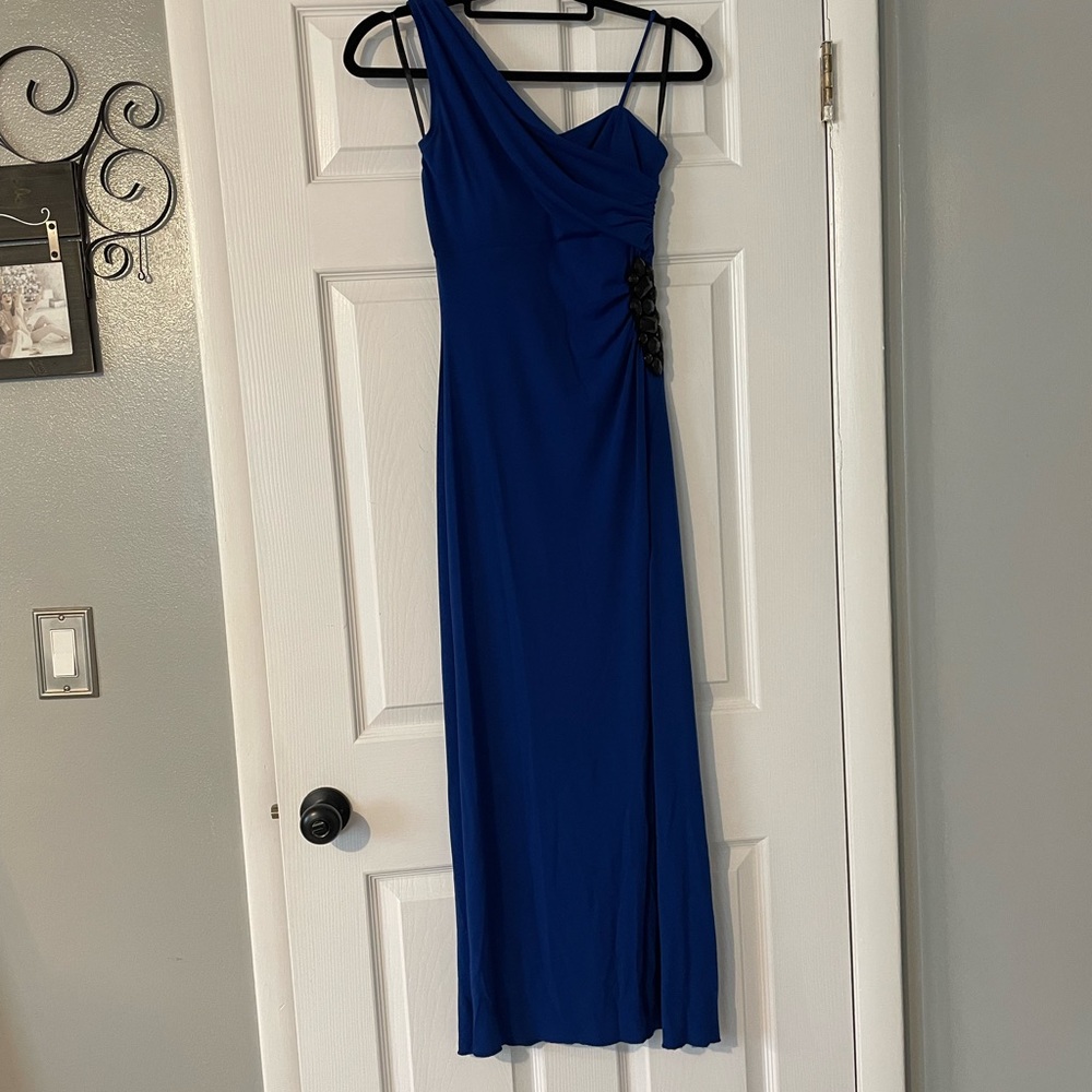 Beautiful Blue formal/Prom dress